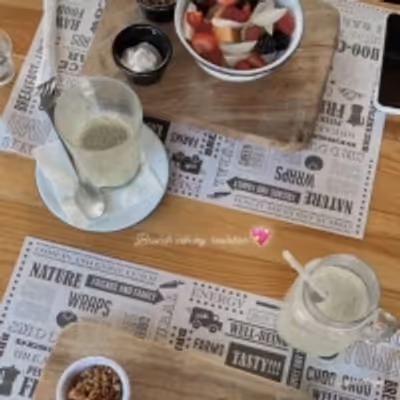 Student Blog: CONNECTING WITH FRIENDS.