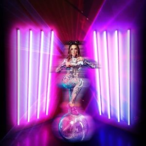 Review: SOPHIE MCCARTNEY: ONE FOOT IN THE RAVE, Bloomsbury Theatre