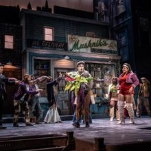 Review: LITTLE SHOP OF HORRORS at Paramount Theatre Aurora, IL