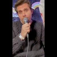 VIDEO: John Mayer Debuts Catchy Christmas Song 'CVS Bag' Video