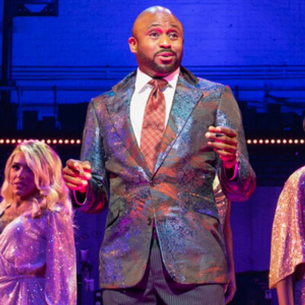 Interview: Wayne Brady on Love, Legacy & the All-Black LA CAGE AUX FOLLES Photo