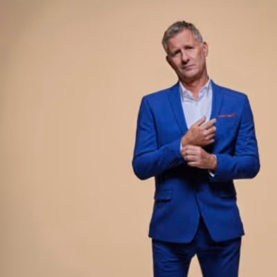 New Tour Dates Set For Adam Hills SHOES HALF FULL Tour