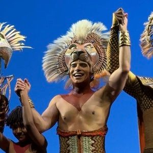 TV: Agustín Argüello se despide de EL REY LEÓN tras una función cargada de emoción en Madrid