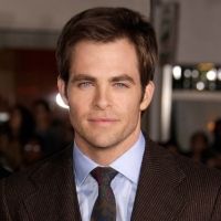 Chris Pine to Star As Walter Cronkite in NEWSFLASH