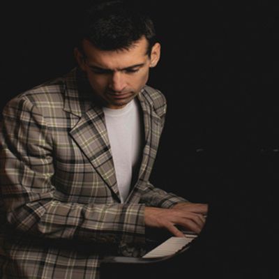 MOMENTISM Single Out Now Ahead of Jamie Safir's Debut Album