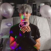 Cameron Sanderson Shares 'Grey'