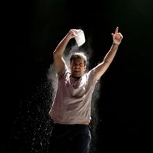 EDINBURGH 2023: Review: BREAKING THE CASTLE, Assembly Rooms