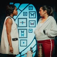 Review: THE WASP, Southwark Playhouse