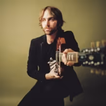Sadler Vaden Shares New Single 'Golden Child'
