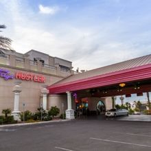 Larry Flynt's Hustler Club Las Vegas to Offer Freebies, Incentives Amid MGM Resorts C