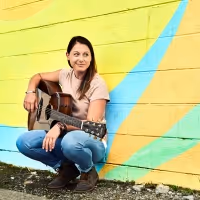 Beth Snapp's Inspiring New Single “Higher Love” Finds Hope On The Horizon
