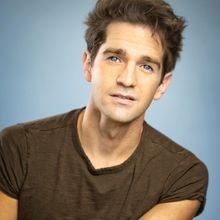Interview: TOOTSIE Star Dan DeLuca Embraces Characters Who Experience Deep Transforma
