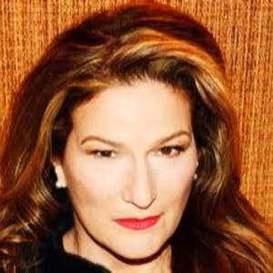 Ana Gasteyer’s SUGAR & BOOZE A HOLIDAY SPECTACULAR to Play The Town Hall