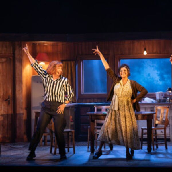 Review: THE CHILDREN, Starring Meera Syal Photo