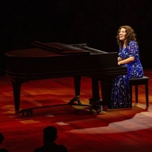 Review: It's One Fine Day to See BEAUTIFUL: THE CAROLE KING MUSICAL at Broadway At Music Circus