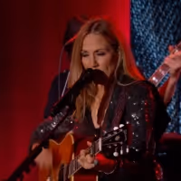 VIDEO: Sheryl Crow & Stevie Nicks Perform 'Prove You Wrong' on JIMMY KIMMEL LIVE! Video