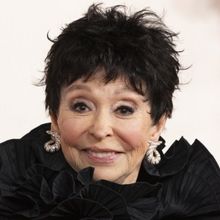 Photo: Rita Moreno Honors Chita Rivera on The Oscars Red Carpet