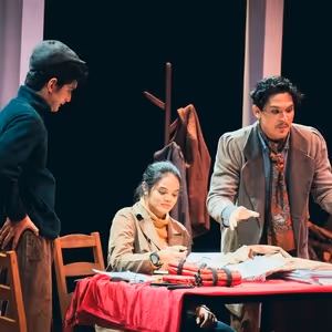 Review: KELAS AKTING TITIMANGSA’s Pemberontak: An Intriguing Exploration