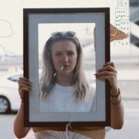 London Singer-Songwriter Eloise Debuts New Single 'Therapist'