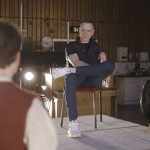 Video: Get an Inside Look Into National Theatre's MAN AND BOY, Now Streaming