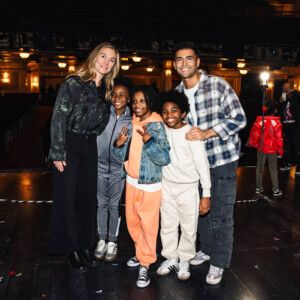 Photos: DWTS Partners Julia Stiles and Ezra Sosa Visit MJ on Broadway