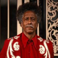 Video: Chris Stapleton Releases New Music Video for 'Think I'm In Love With You'