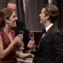 BWW Roundup: Broadway Rings in 2021 with 'Auld Lang Syne'