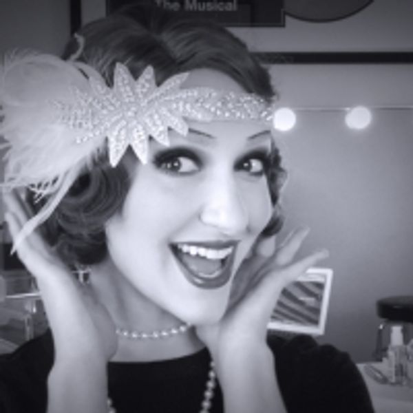 VIDEO: Get a Roaring 20s-Inspired Look on The Dressing Room with Jamie Glickman! - Broadway Theater Video