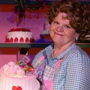 Review: THE CAKE at Invisible Theatre