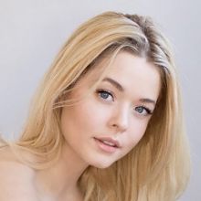 Sasha Pieterse to Appear as Special Guest on PRETTY LITTLE WINE MOMS Podcast