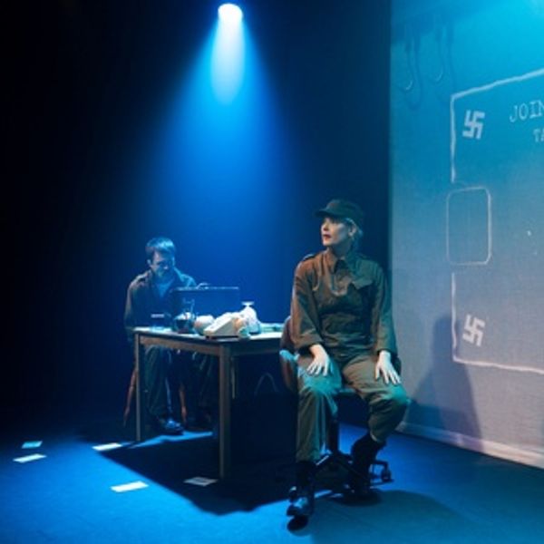 Review: SLAUGHTERHOUSE-FIVE, Southwark Playhouse Photo