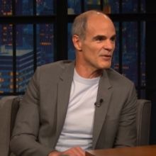 VIDEO: Michael Kelly Talks Getting Hit By a Car on LATE NIGHT WITH SETH MEYERS