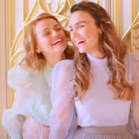 VIDEO: Behind the Scenes of the FROZEN Photoshoot With Samantha Barks and Stephanie… Video