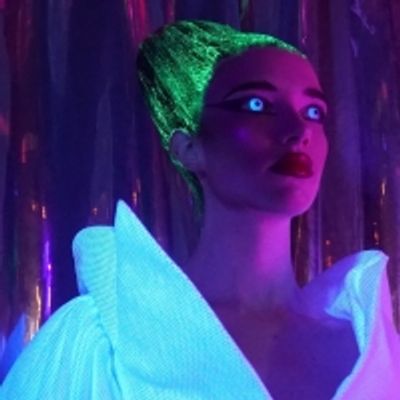 La Femme Releases New Song and Video 'Disconnexion'