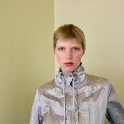 Photos: Elke to Release Third Album BIG MIKE via Congrats Records