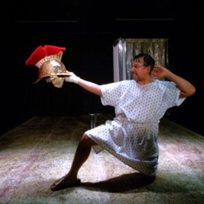 Review: ROMANO, CARNE DE MI CARNE at Sala CCB Nancy Cárdenas