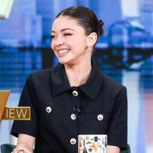 Video: Sarah Hyland Recalls First Reading THE GREAT GATSBY in Fifth Grade