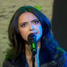 Video: Isabella Esler Sings 'Dead Mom' From BEETLEJUICE on GMA