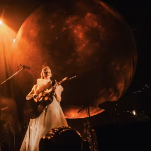 Paris Paloma to Play November UK Headline Tour