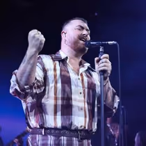 Sam Smith Debuts WHEN HE'S GONE for Spotify Live Room