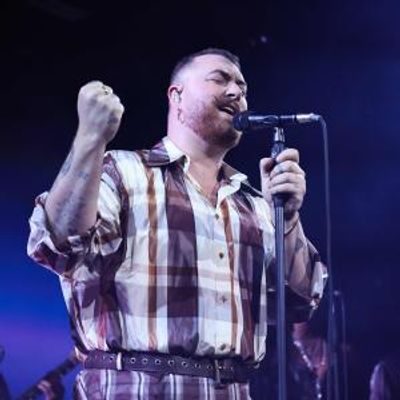 Sam Smith Debuts WHEN HE'S GONE for Spotify Live Room