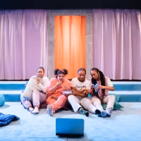 Review: SLEEPOVA, Bush Theatre
