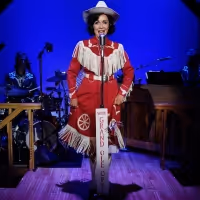 BWW Interview: Carter Calvert of ALWAYS... PATSY CLINE at Bucks County Playhouse