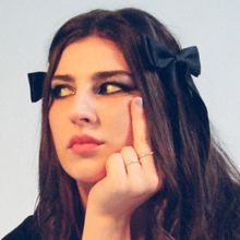 Rachel Bochner Shares New Single 'Hard To Please'