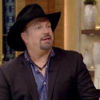 VIDEO: Garth Brooks Talks About Getting Discovered on LIVE WITH KELLY AND RYAN