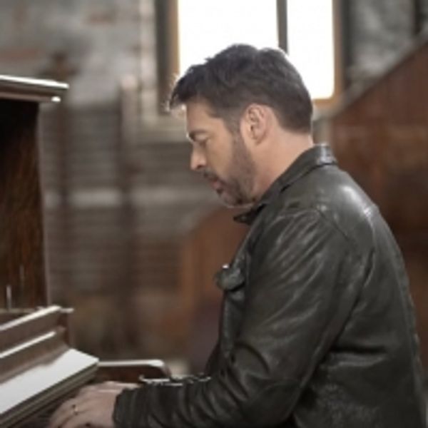 VIDEO: Harry Connick Jr. Releases Music Video For 'Amazing Grace' - Broadway Theater Video