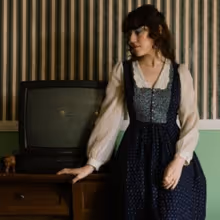 Video: RACHEL BOBBITT Shares 'Marian' Video
