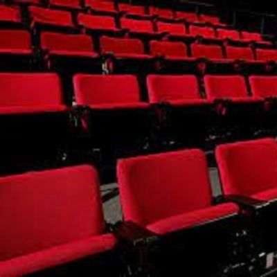Student Blog: Guide To Theater Internships