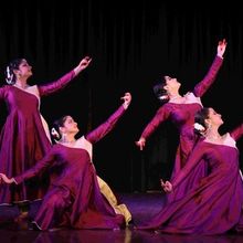 SPEAKING SCULPTURES: KARANAS IN KATHAK Comes to New Delhi