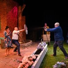 BWW Review: Thorny comedy NATIVE GARDENS Takes Aim at Issues